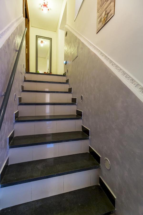 Qs1 - Indipendent Flat In Center Lägenhet Neapel Exteriör bild