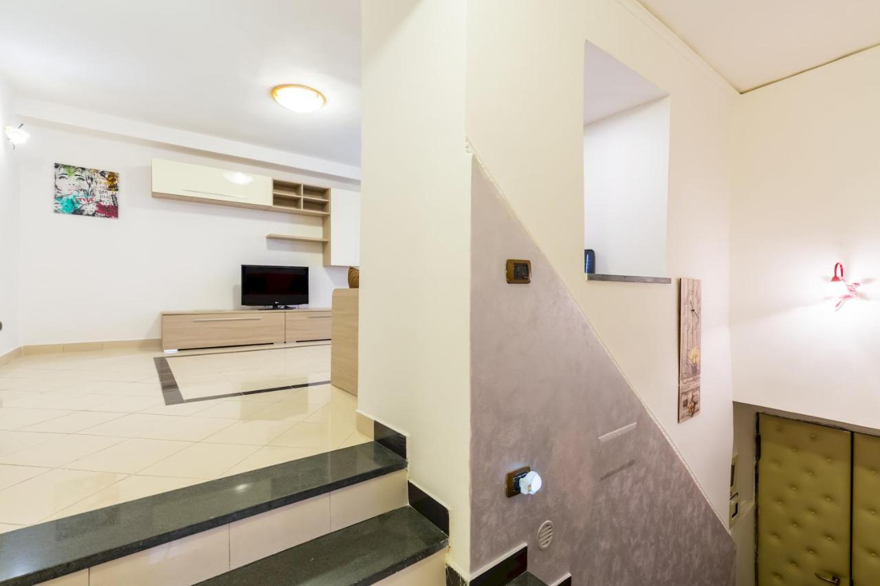 Qs1 - Indipendent Flat In Center Lägenhet Neapel Exteriör bild